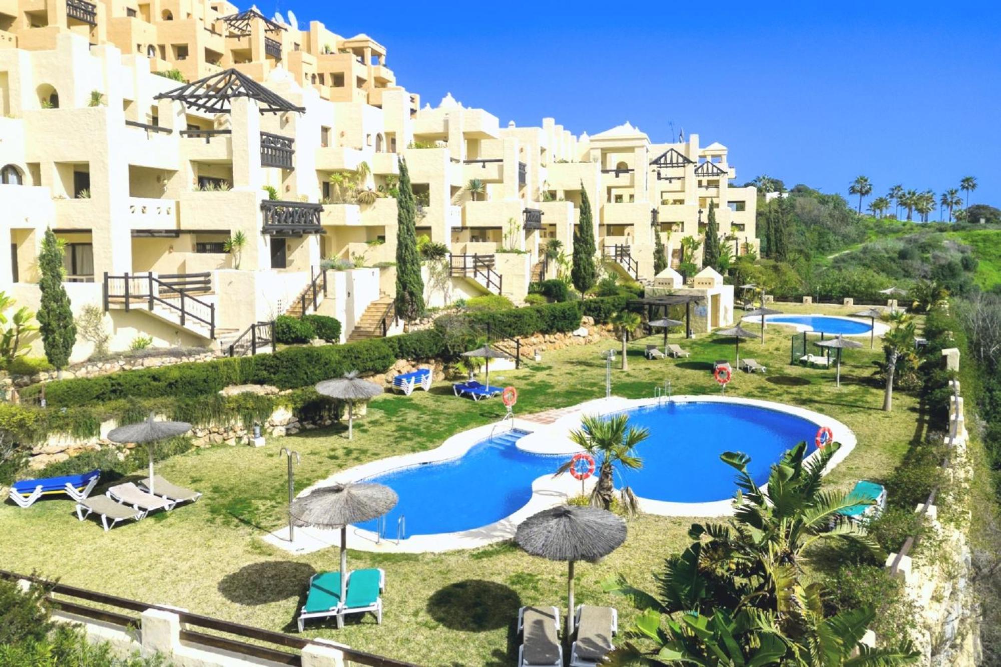 9 Penthouse With Amazing Sea Views, Close To Golf Manilva Duquesa Esterno foto